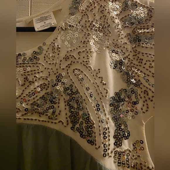 Esley Dress - Picture 2 of 2